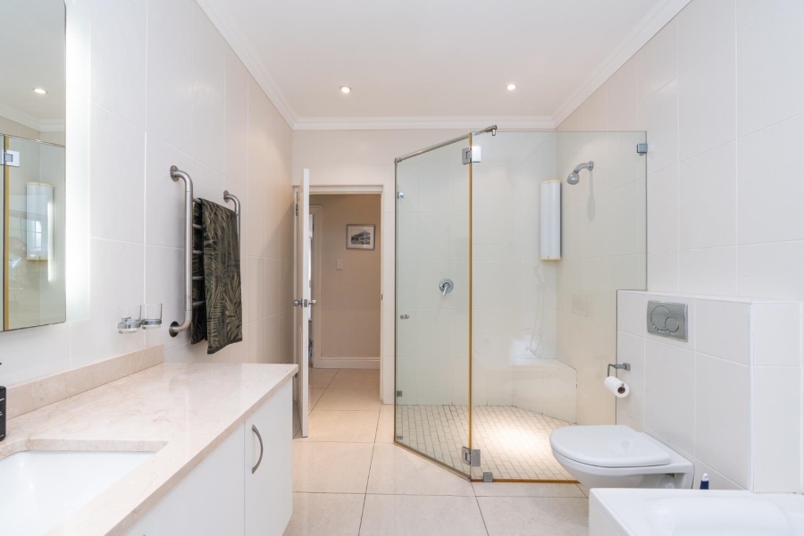 4 Bedroom Property for Sale in Kenilworth Western Cape